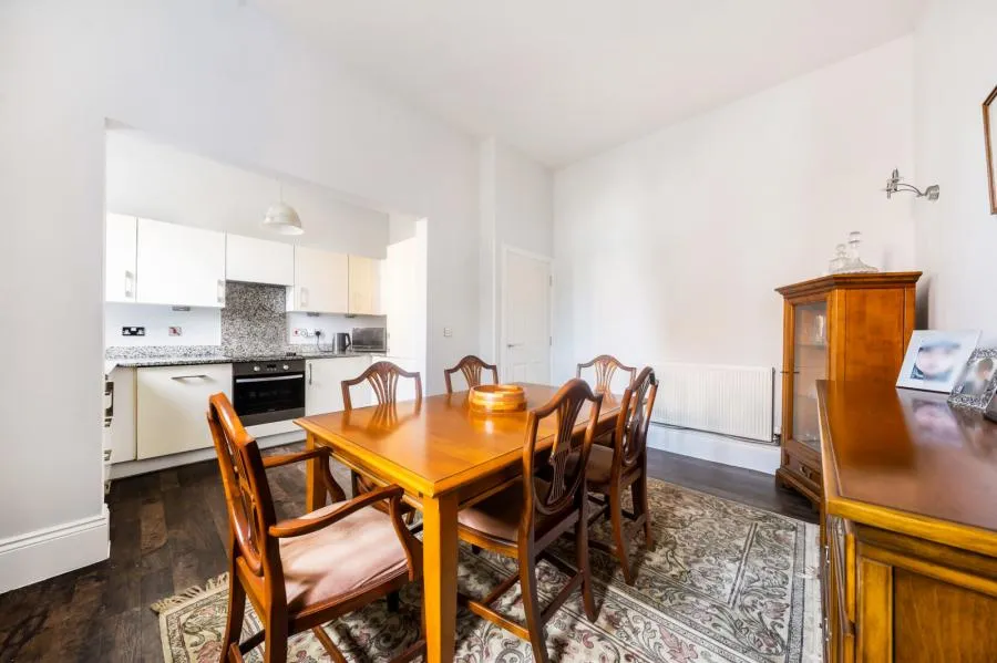 Enborne Road, Newbury, RG14, photo 6