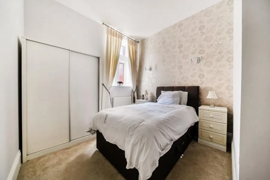 Enborne Road, Newbury, RG14, photo 9