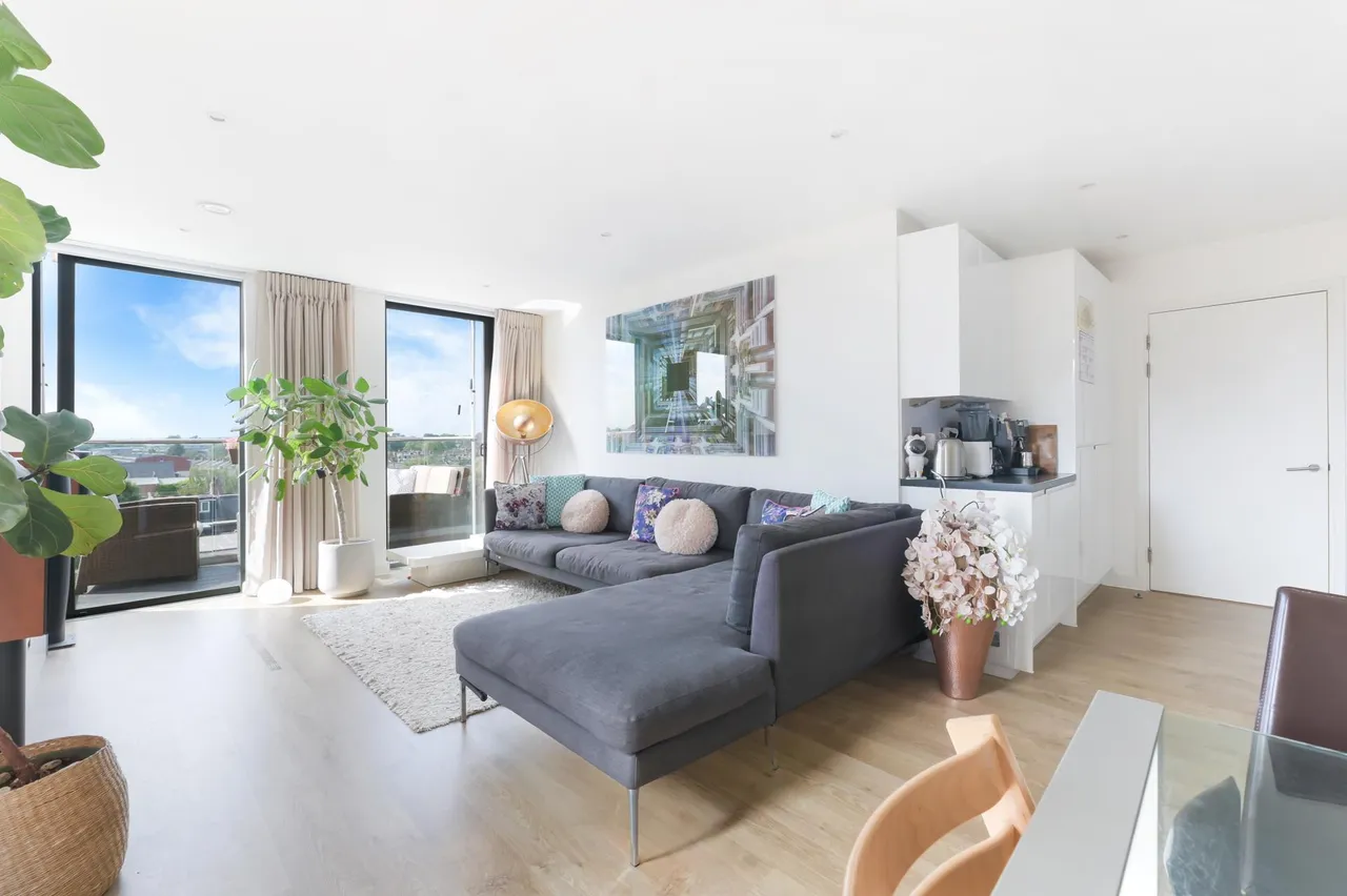 Baltic Avenue, Brentford, TW8, photo 5