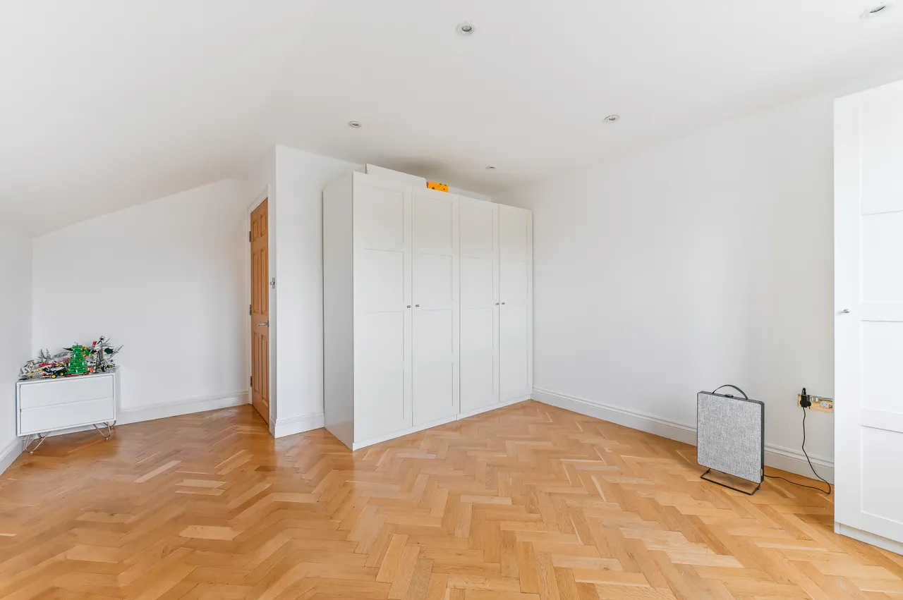 London, SE27, photo 11