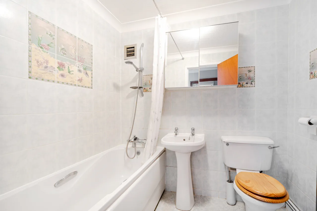 Solomons Hill, Rickmansworth, WD3, photo 8