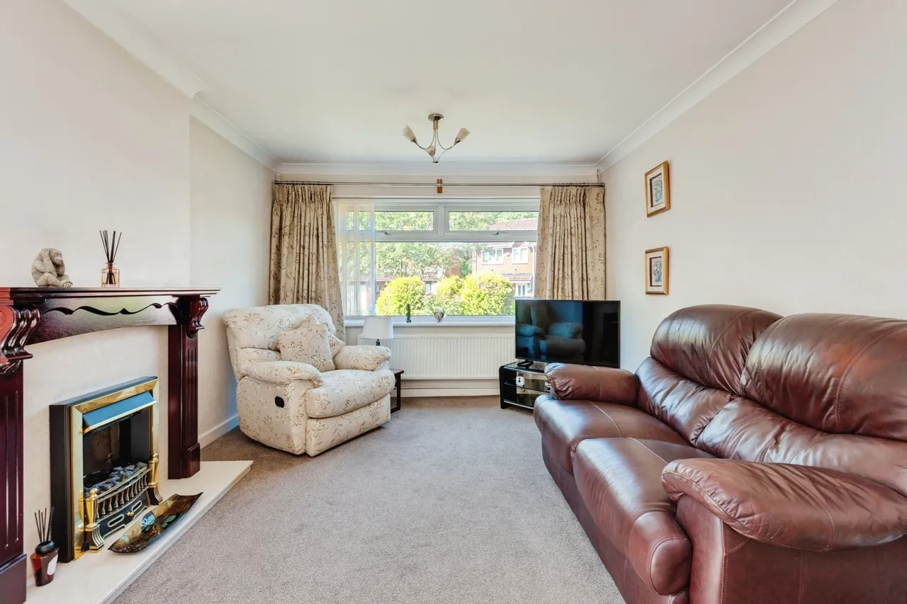 Crompton Drive, Liverpool, L12, photo 3