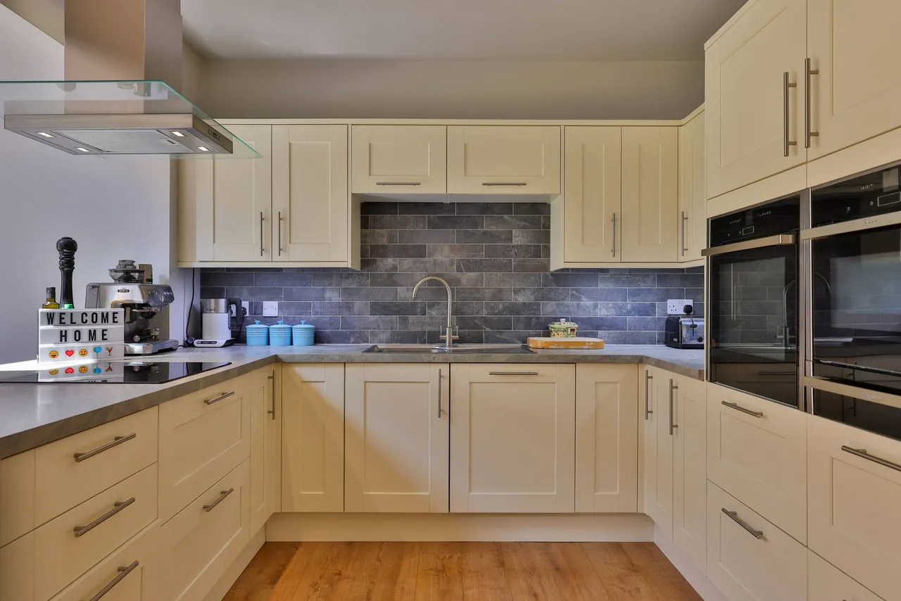 Melwood Grove, Acomb, photo 8