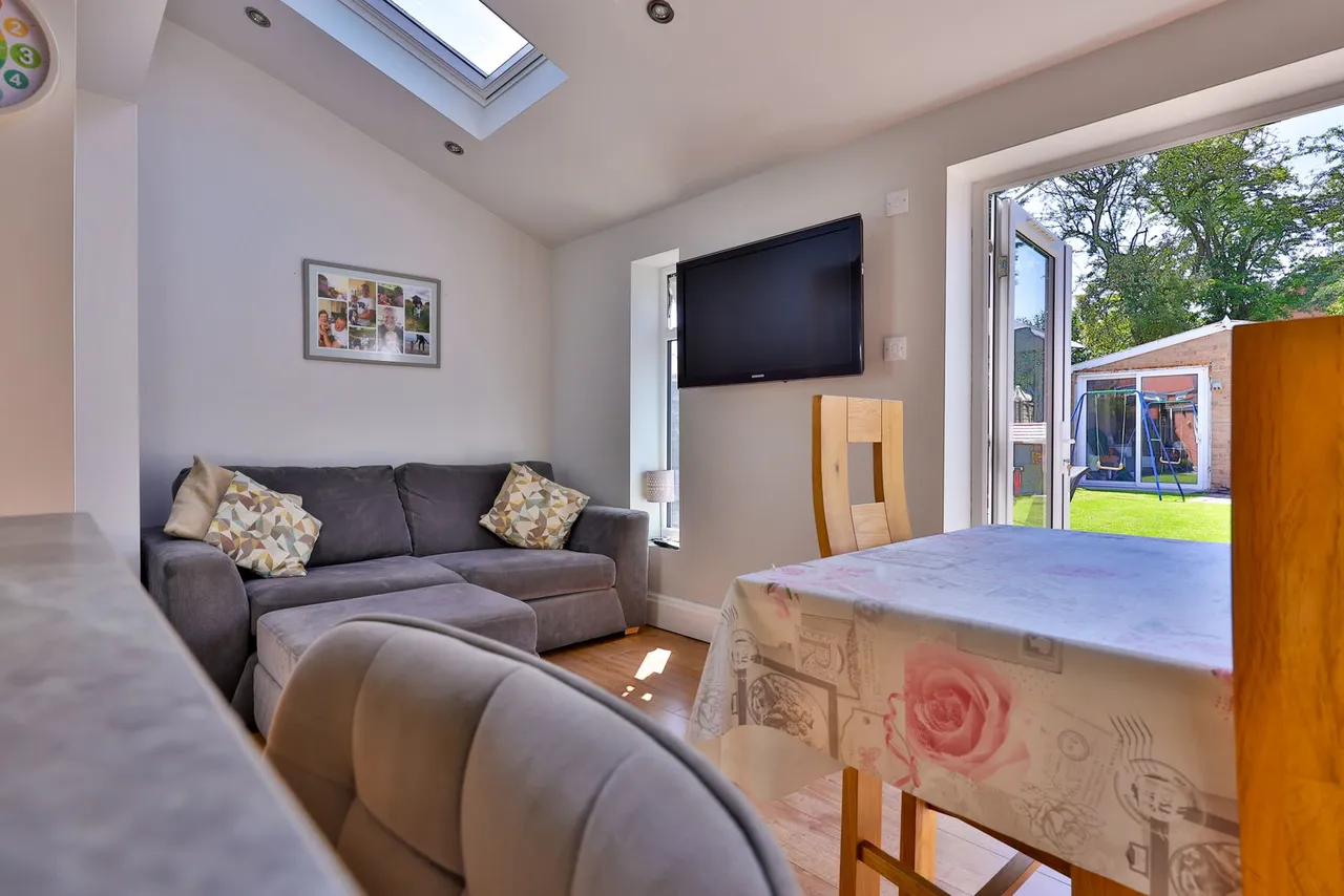 Melwood Grove, Acomb, photo 7