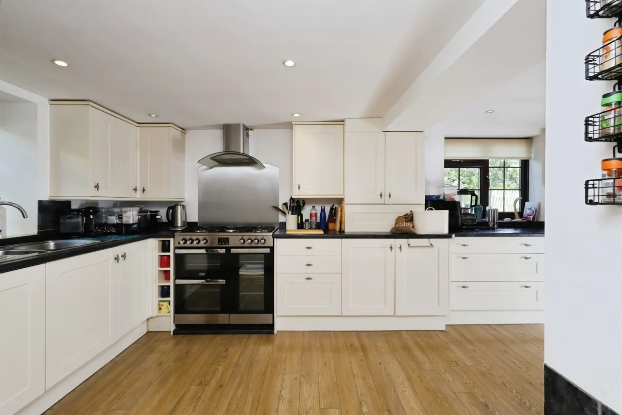 The Street, Selmeston, Polegate, photo 6