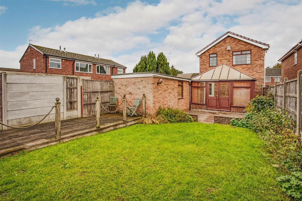 Maypole Lane, Littleover, photo 11
