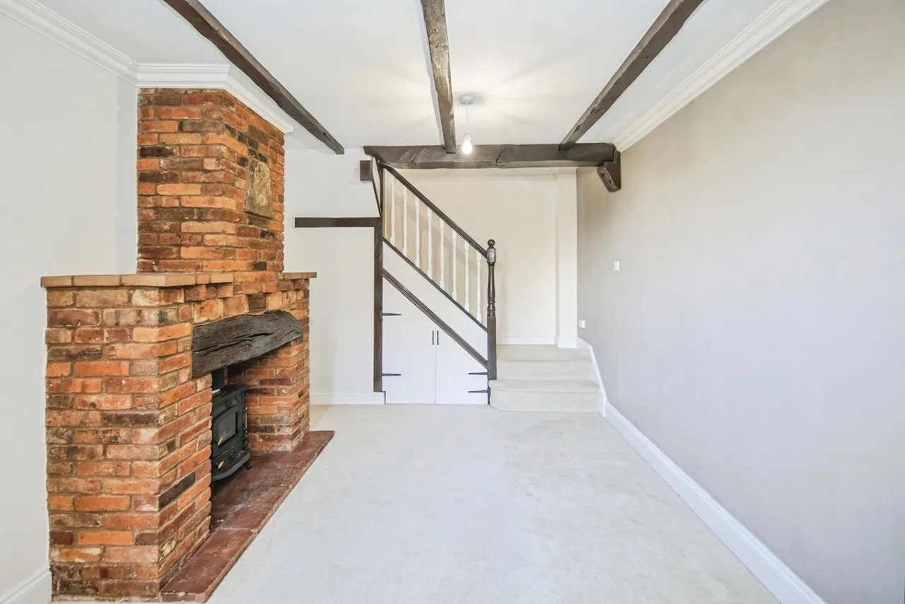 Coleshill Road, NUNEATON, Warwickshire, CV10, photo 4