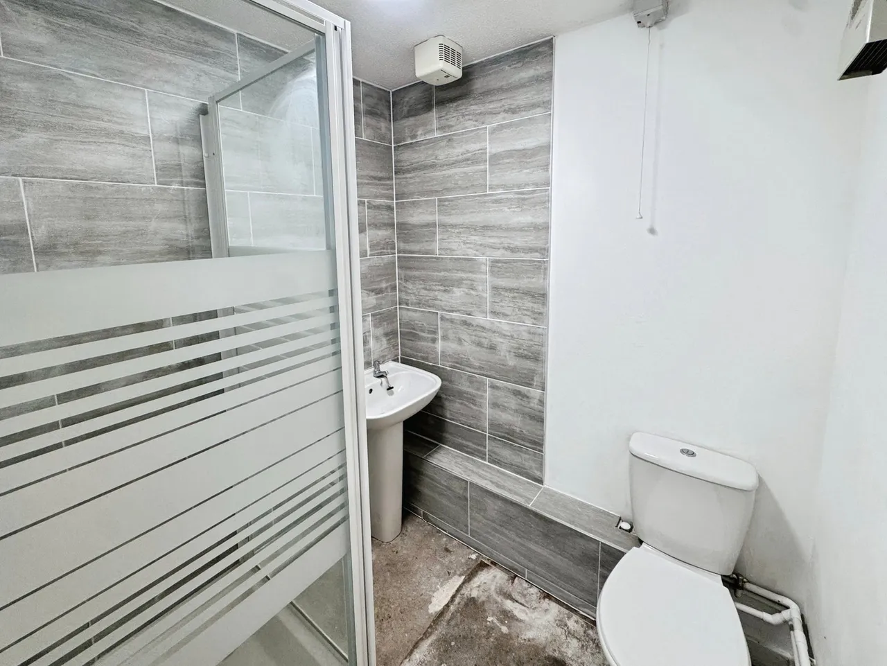 3 Castle Quay, The Latt, Neath, SA11 3L, photo 9