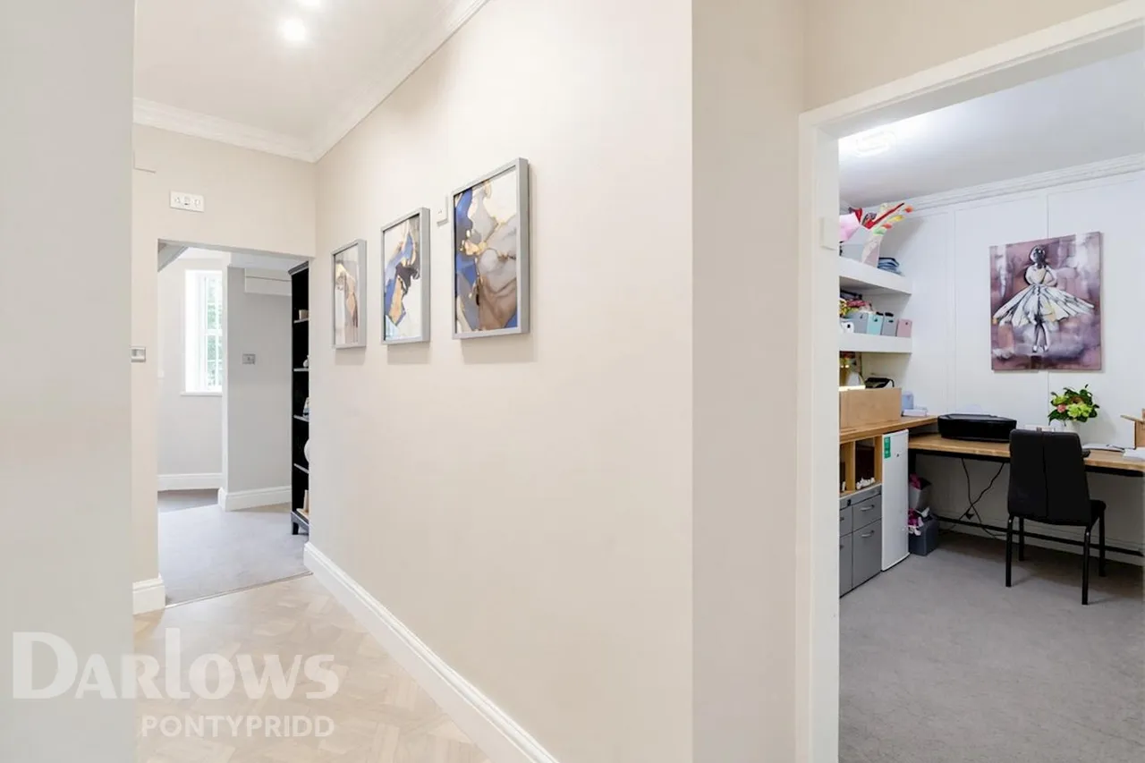Woodland Crescent, Mountain Ash, photo 17