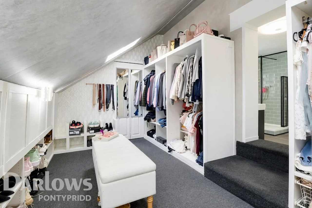 Woodland Crescent, Mountain Ash, photo 27