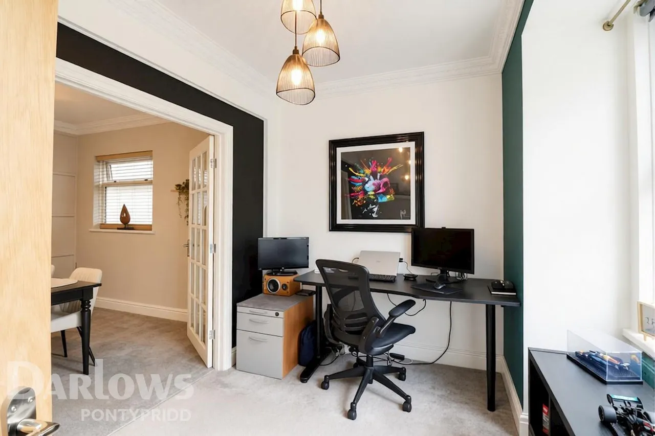 Woodland Crescent, Mountain Ash, photo 13