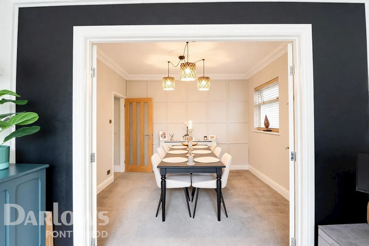 Woodland Crescent, Mountain Ash, photo 14