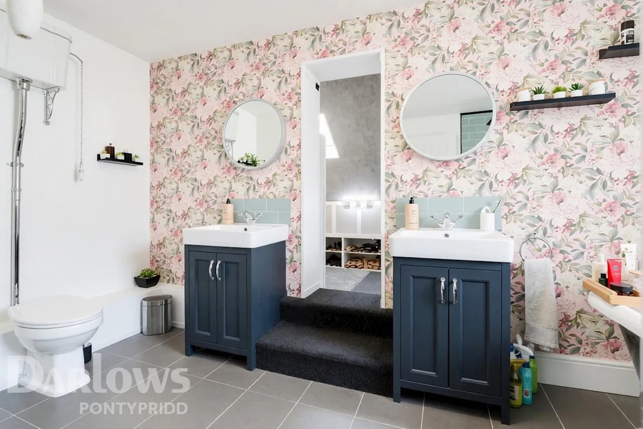 Woodland Crescent, Mountain Ash, photo 25