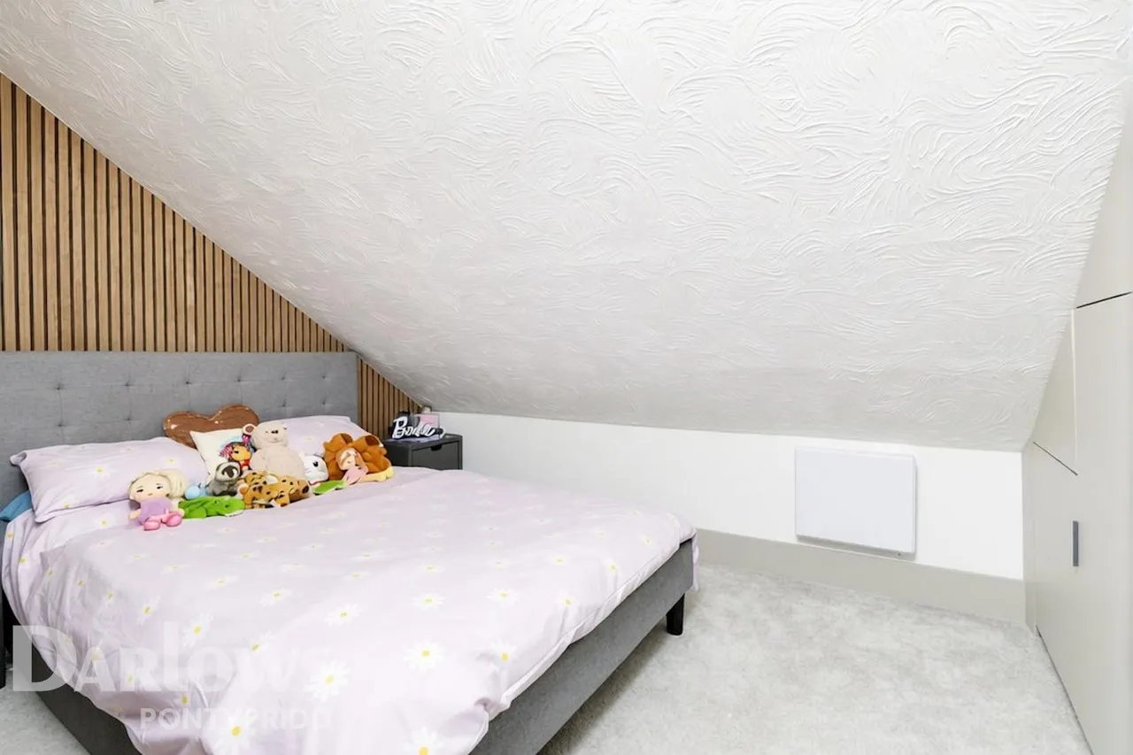 Woodland Crescent, Mountain Ash, photo 37