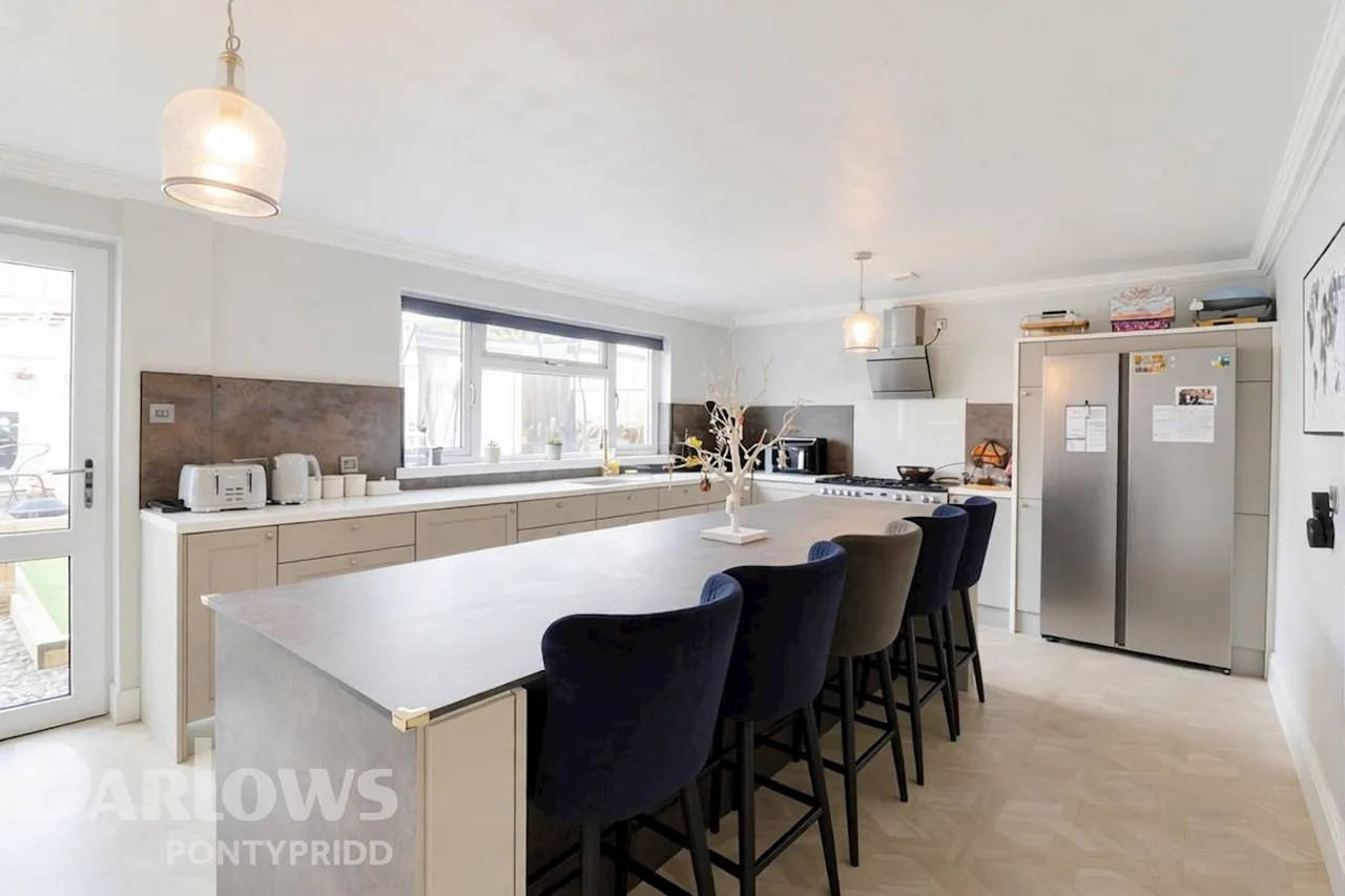 Woodland Crescent, Mountain Ash, photo 9