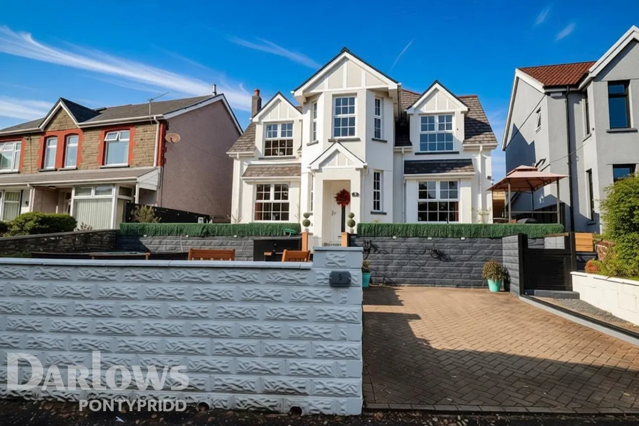 Woodland Crescent, Mountain Ash, photo 43