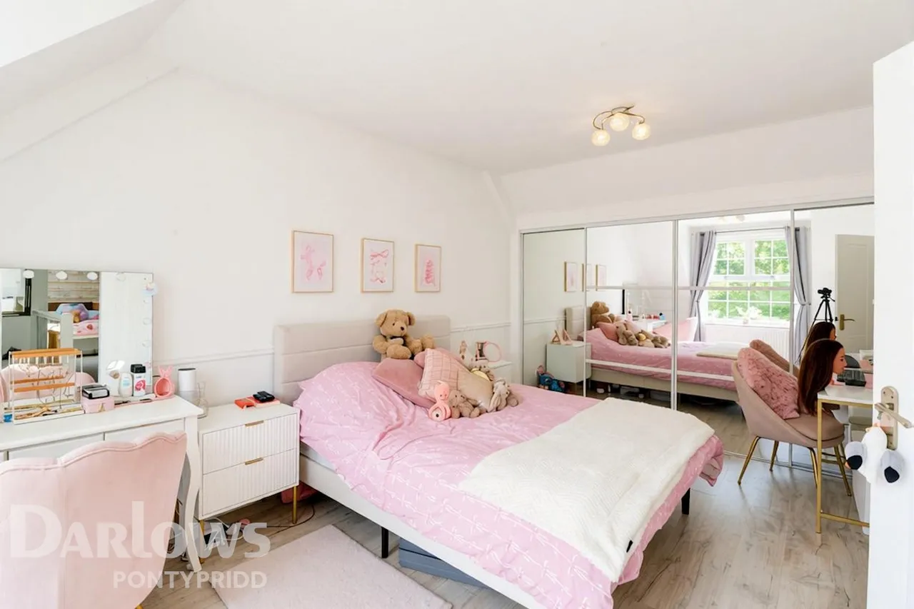 Woodland Crescent, Mountain Ash, photo 28