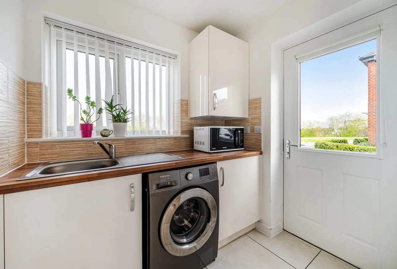 Hawser Road, Tewkesbury, GL20 7FA, photo 4