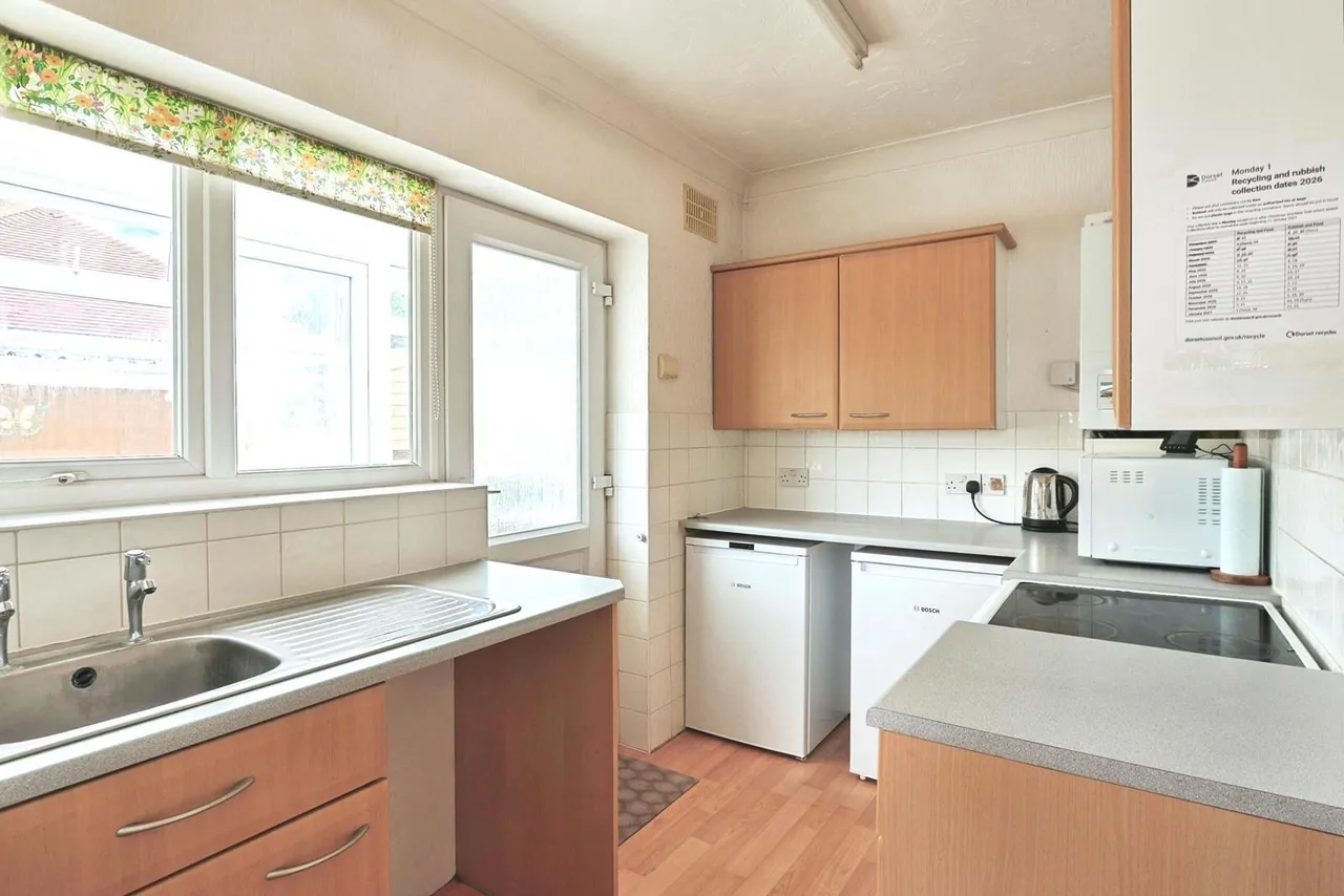 Sandy Lane, Upton, BH16, photo 4