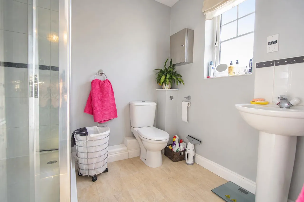 Faraday Court, Nevilles Cross, DH1, photo 14