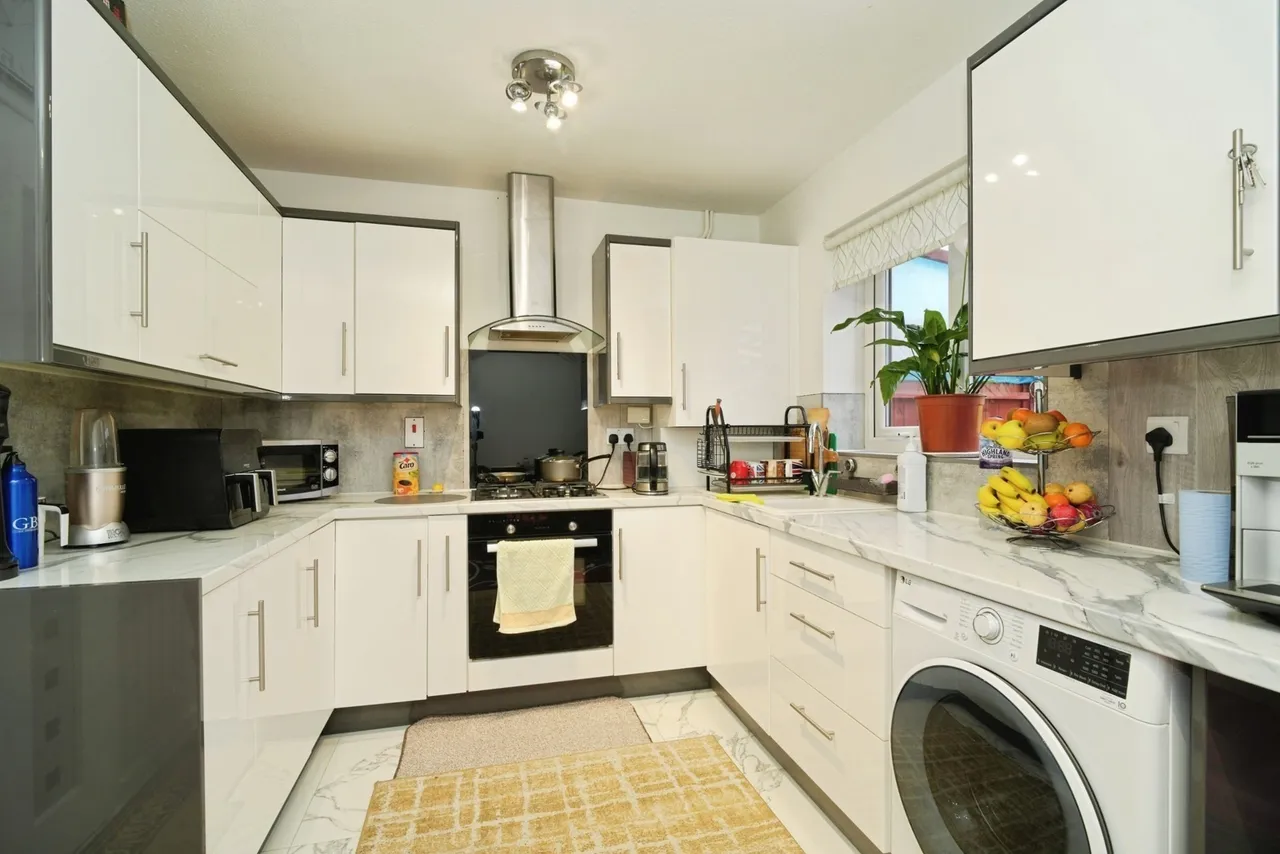 Brindle Heath Road, SALFORD, Lancashire, M6, photo 2