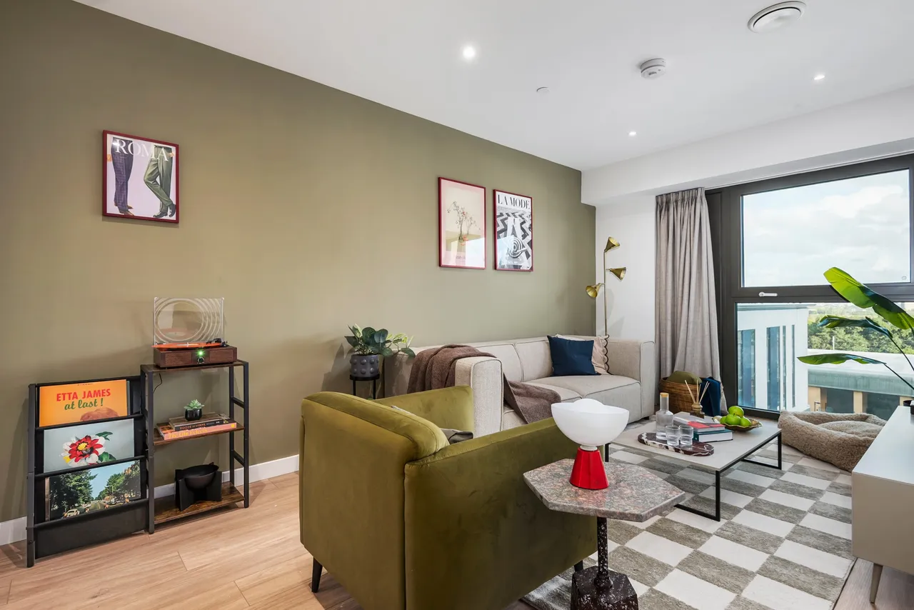 Victoria Road, London, W3, photo 6