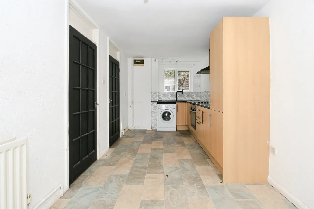 Willonholt, Peterborough, PE3, photo 2
