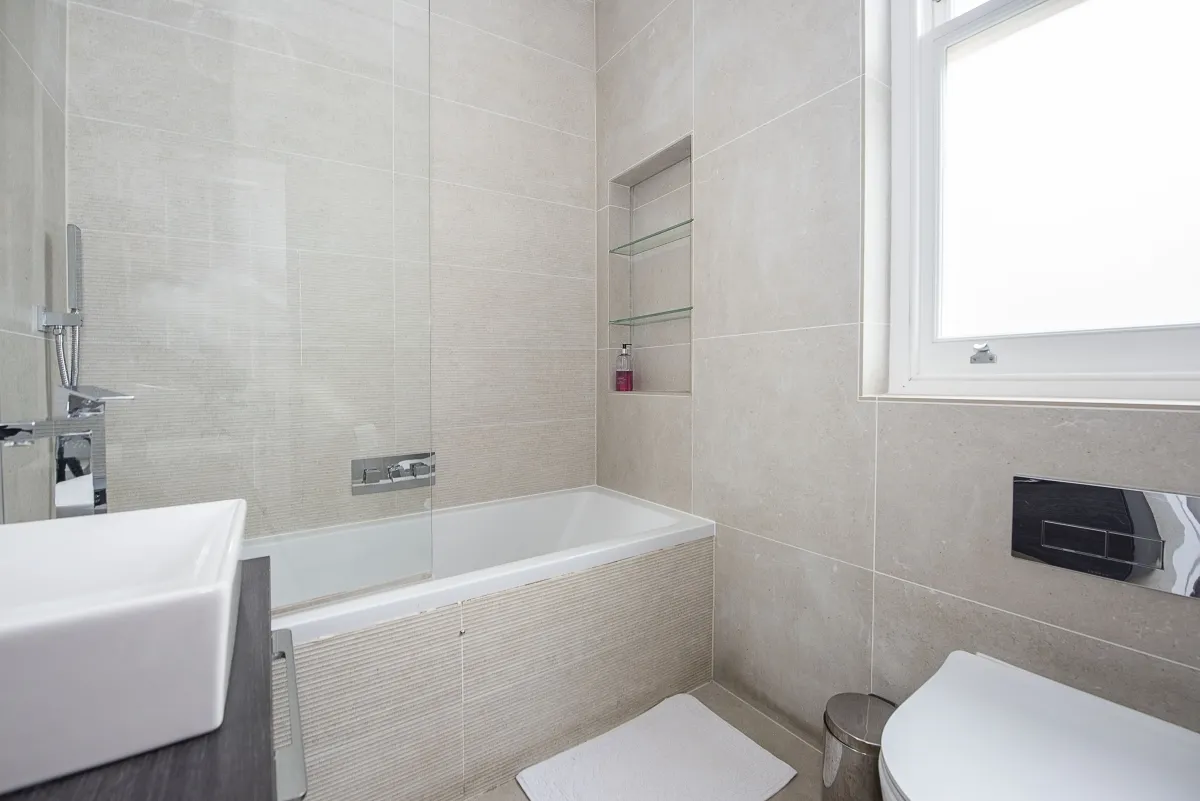 Barcombe Avenue London SW2, photo 9