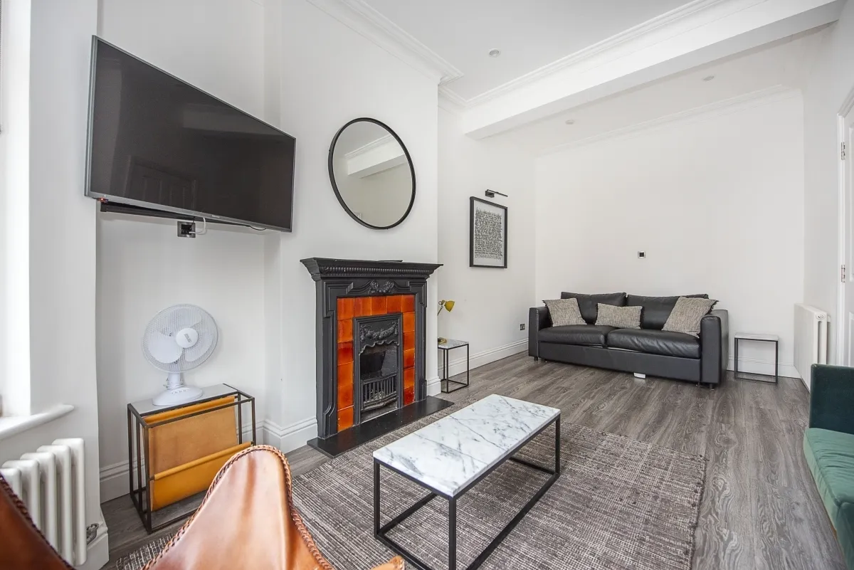 Barcombe Avenue London SW2, photo 11