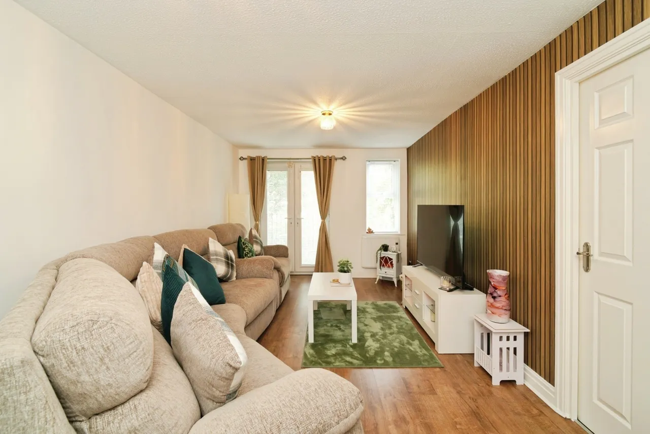 Montonmill Gardens, Eccles, Manchester, Greater Manchester, M30, photo 2