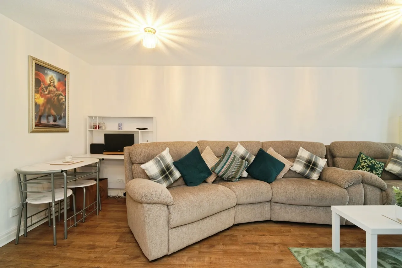 Montonmill Gardens, Eccles, Manchester, Greater Manchester, M30, photo 13