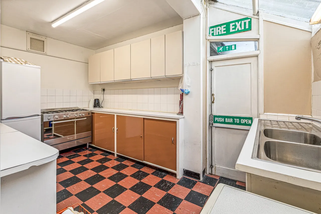 Fosse Road North, Leicester, LE3 5RS, photo 10