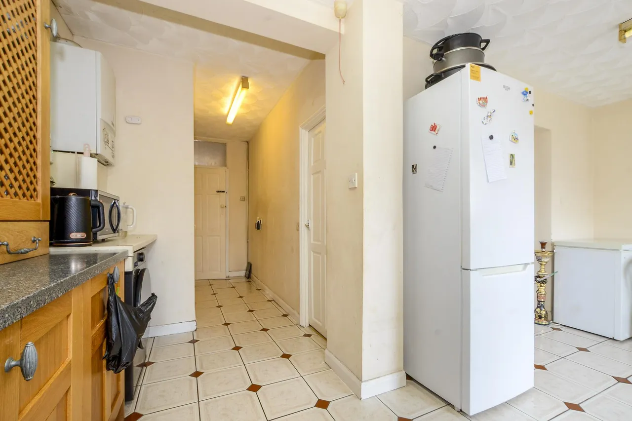 Kings Avenue, Greenford, UB6, photo 10