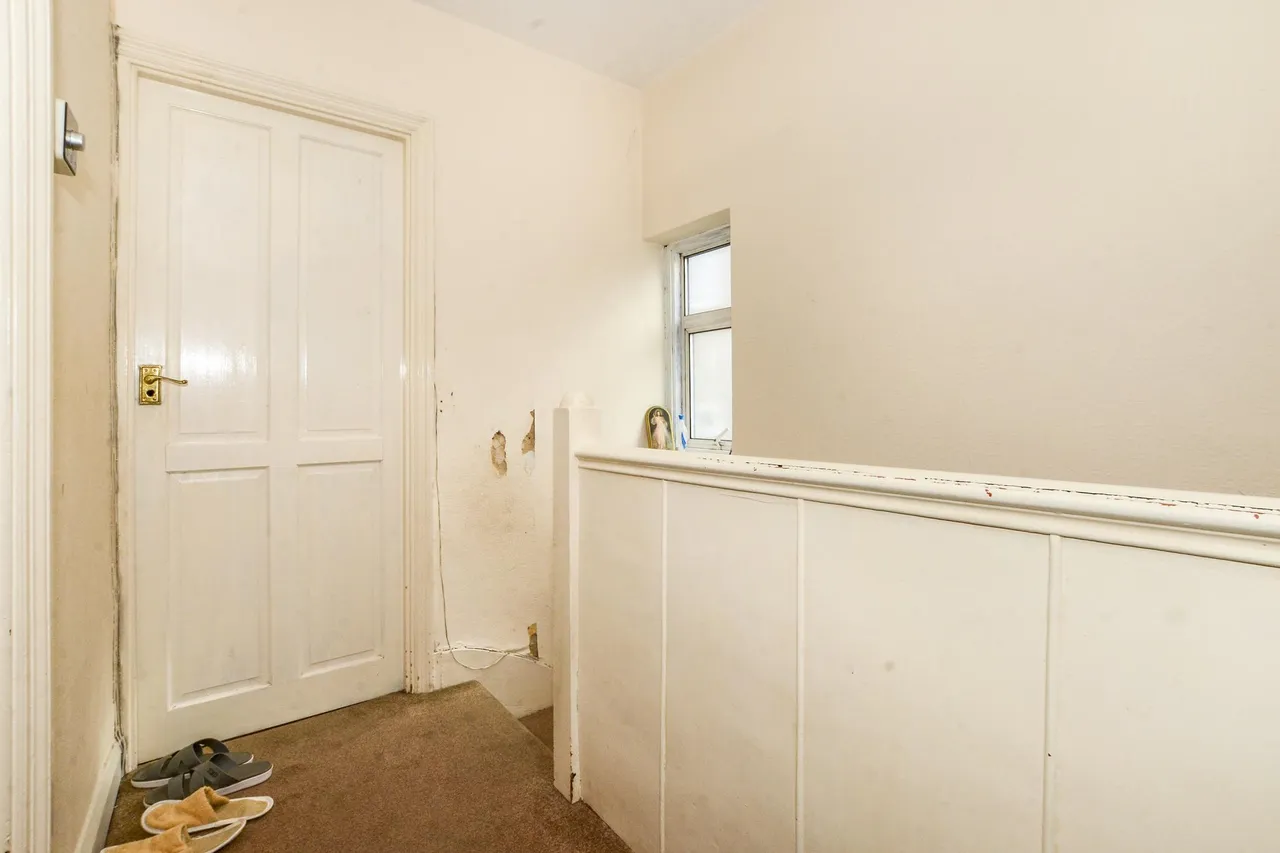 Kings Avenue, Greenford, UB6, photo 16
