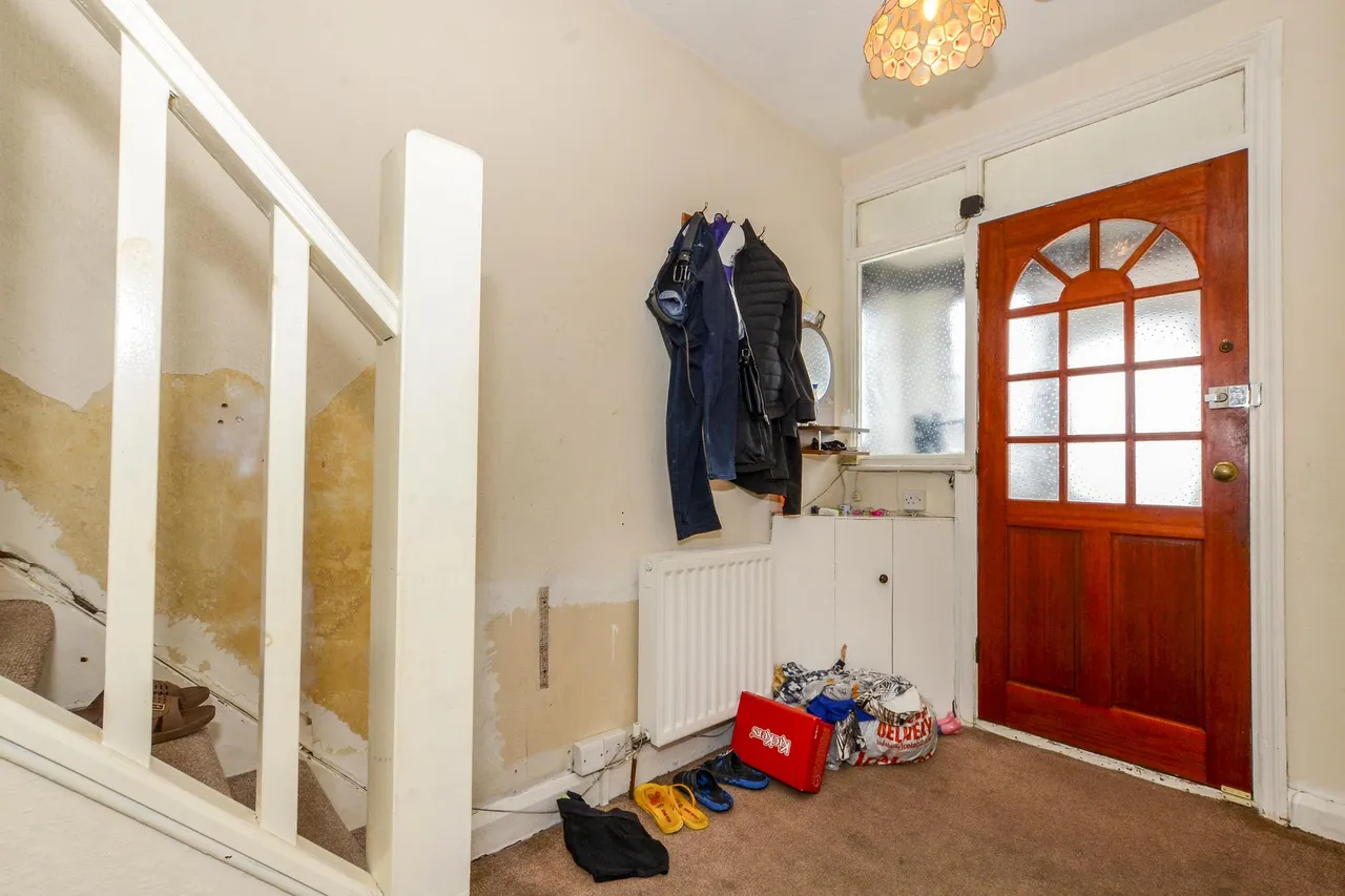 Kings Avenue, Greenford, UB6, photo 8