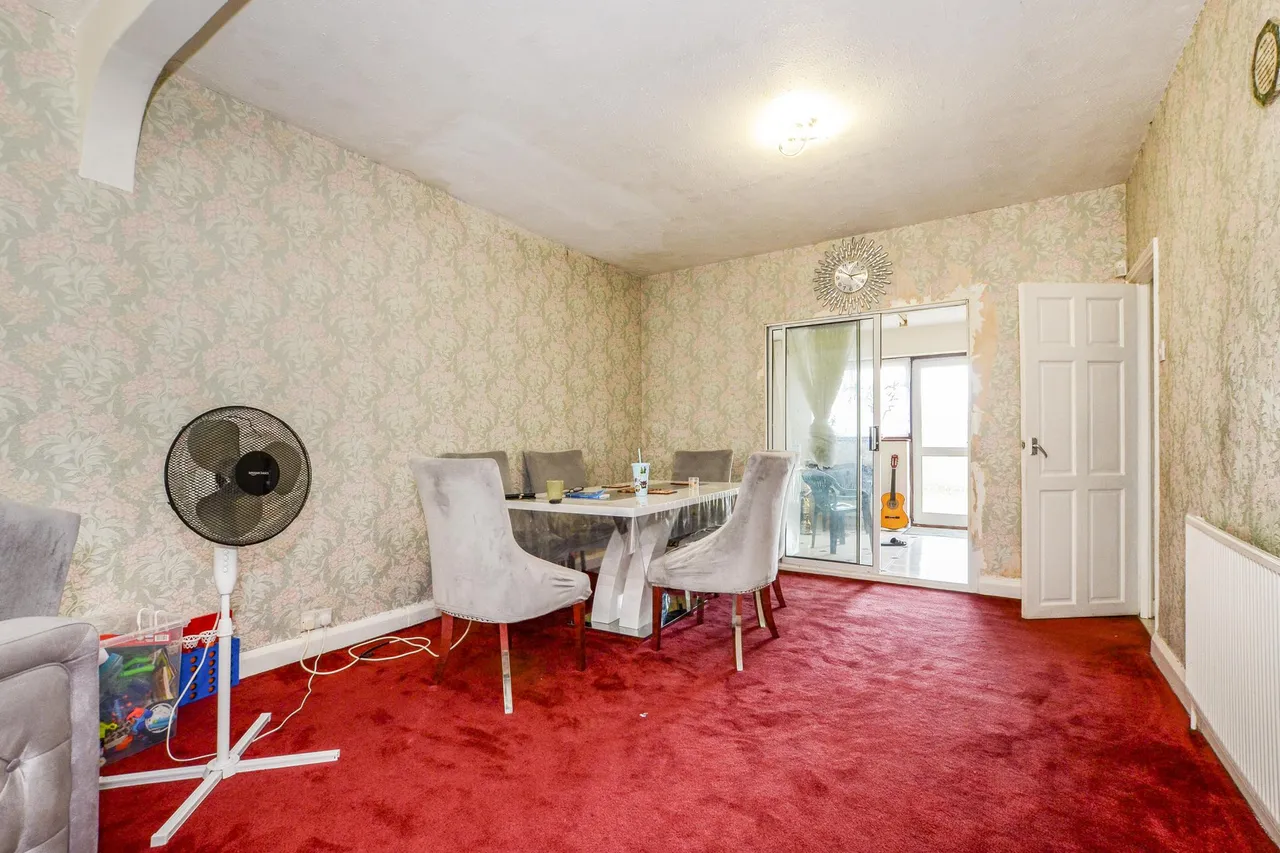 Kings Avenue, Greenford, UB6, photo 7