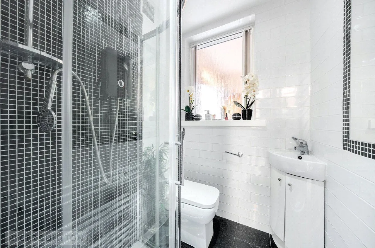 Lower Calderbrook, Calderbrook, OL15, photo 18