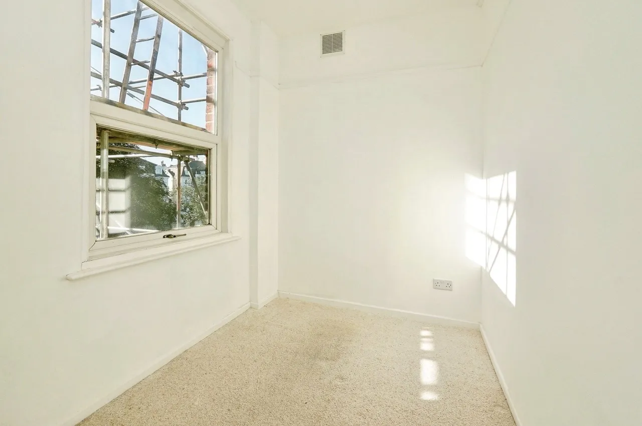 Bouverie Road West, Folkestone, CT20, photo 8
