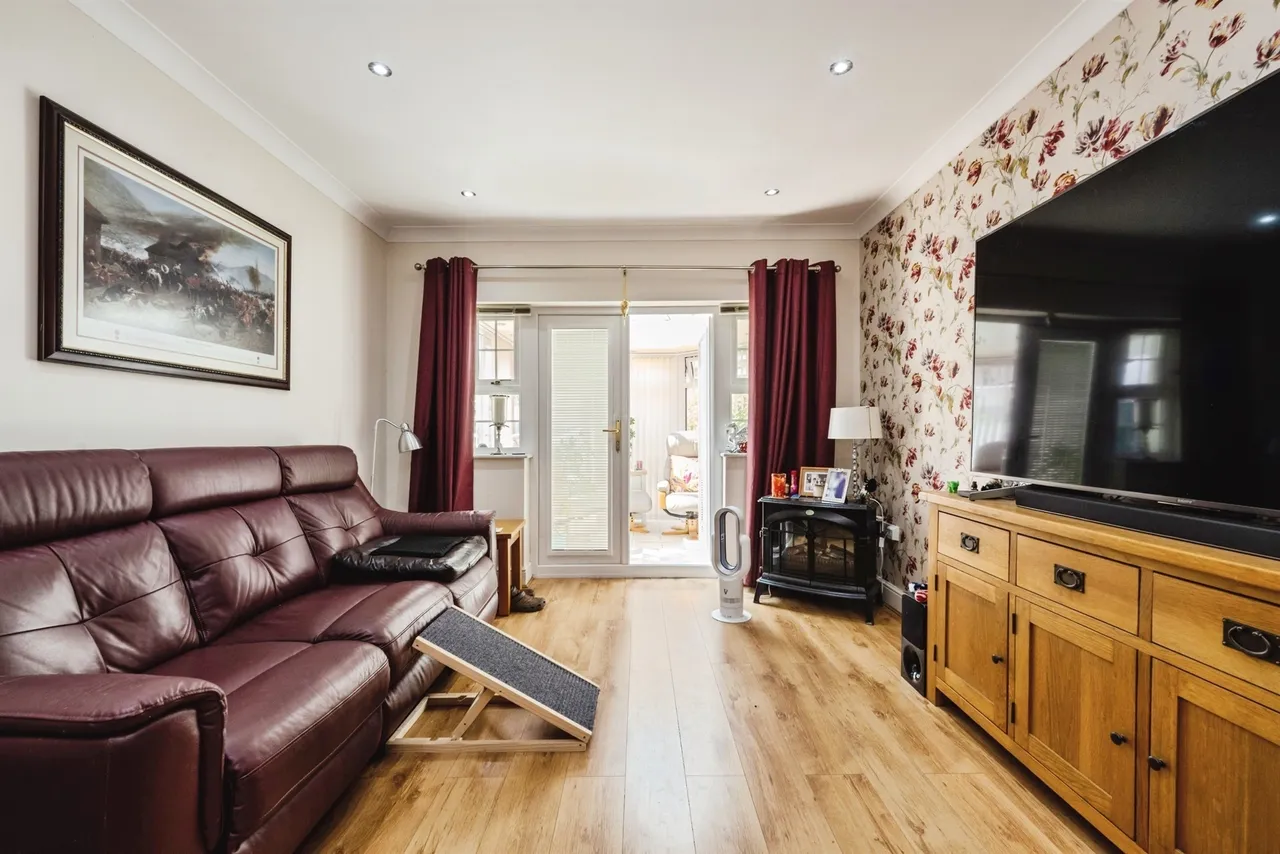 Llys Y Foel LLANELLI, SA14, photo 4