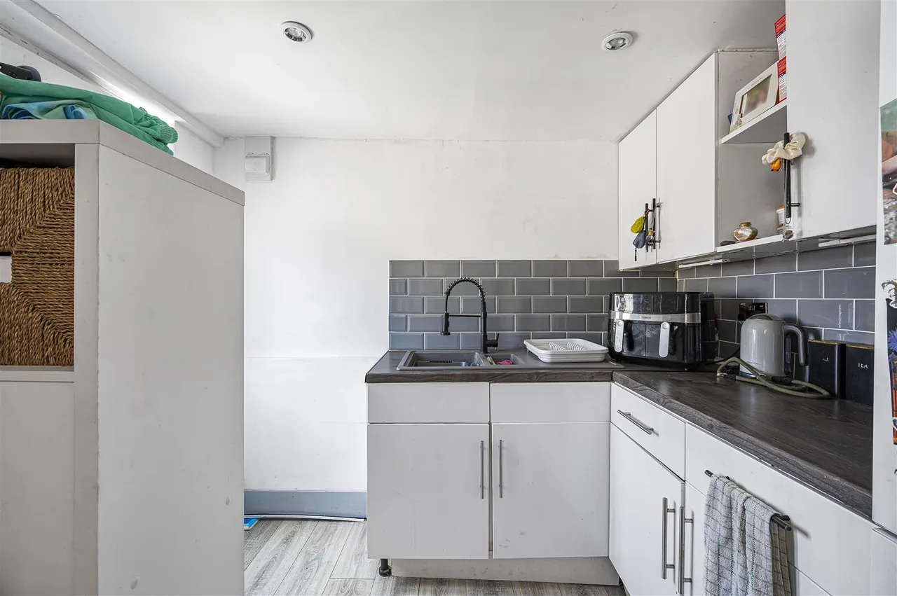 Quarry Lane, Seaford, photo 26
