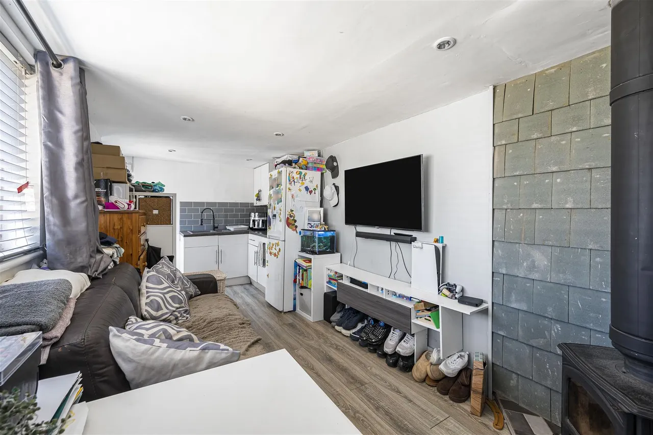Quarry Lane, Seaford, photo 25