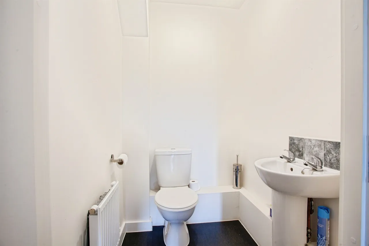 Farnworth Road, East Herringthorpe, S65, photo 6