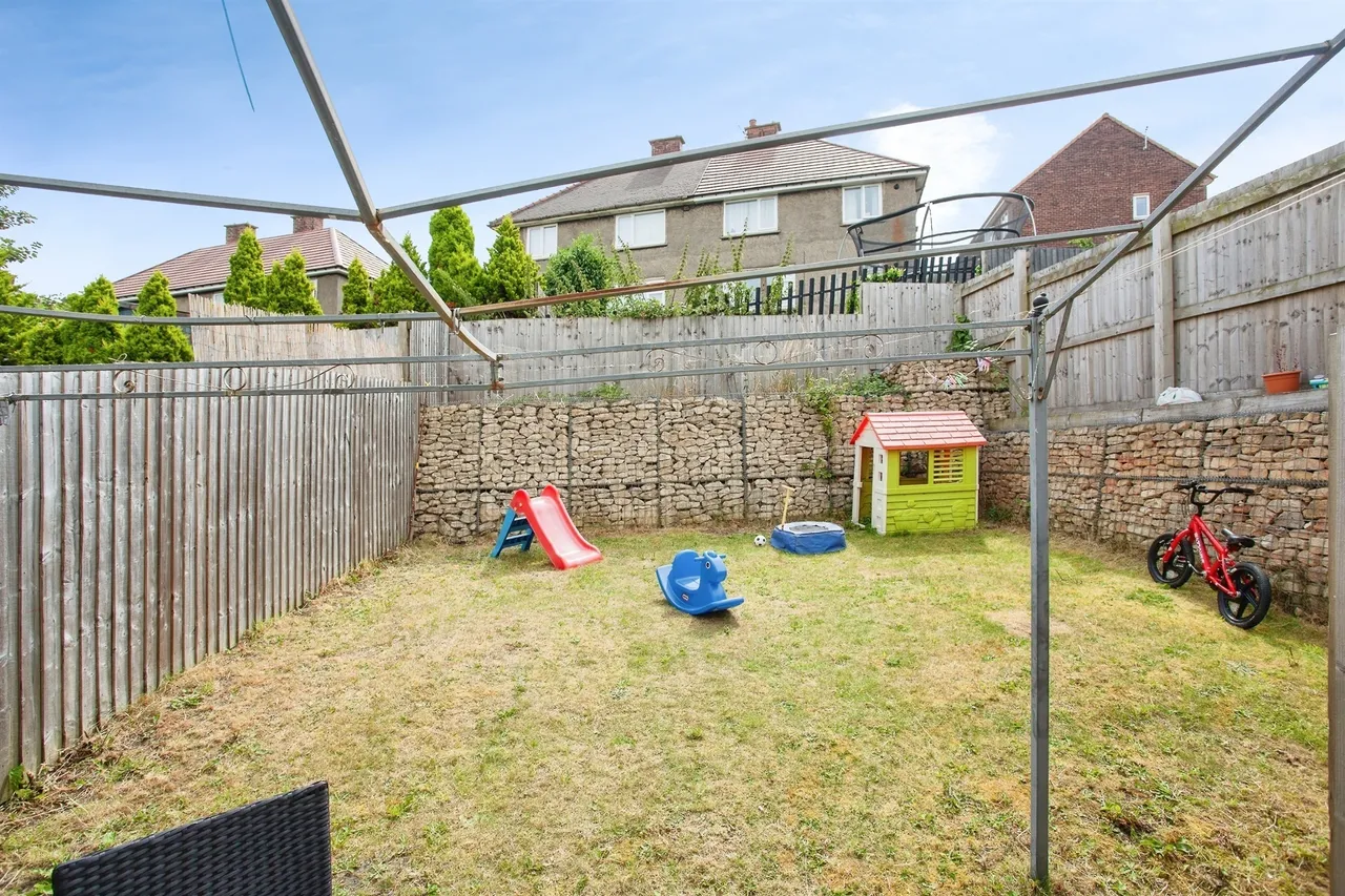 Farnworth Road, East Herringthorpe, S65, photo 15
