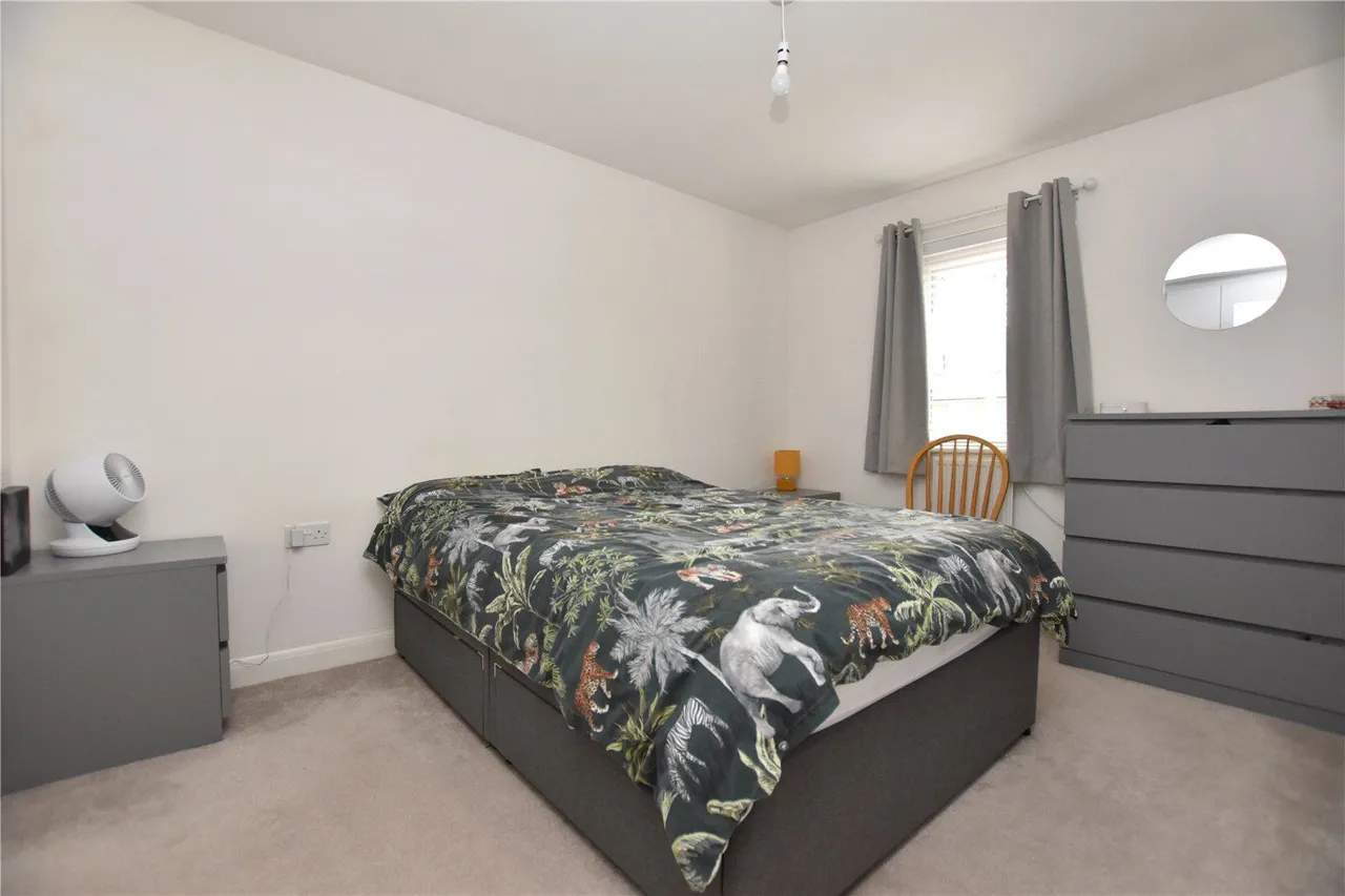 St. Michaels Drive, East Ardsley, WF3, photo 6
