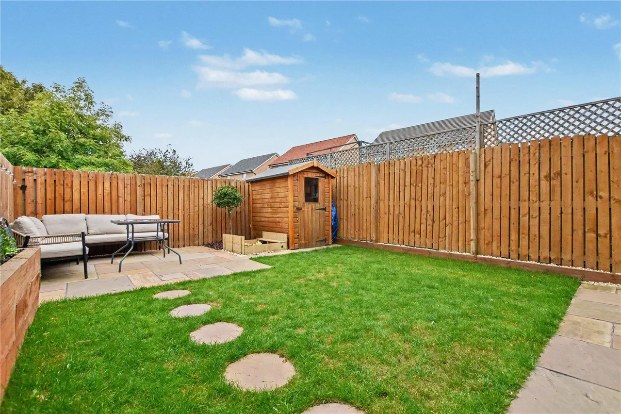 St. Michaels Drive, East Ardsley, WF3, photo 19