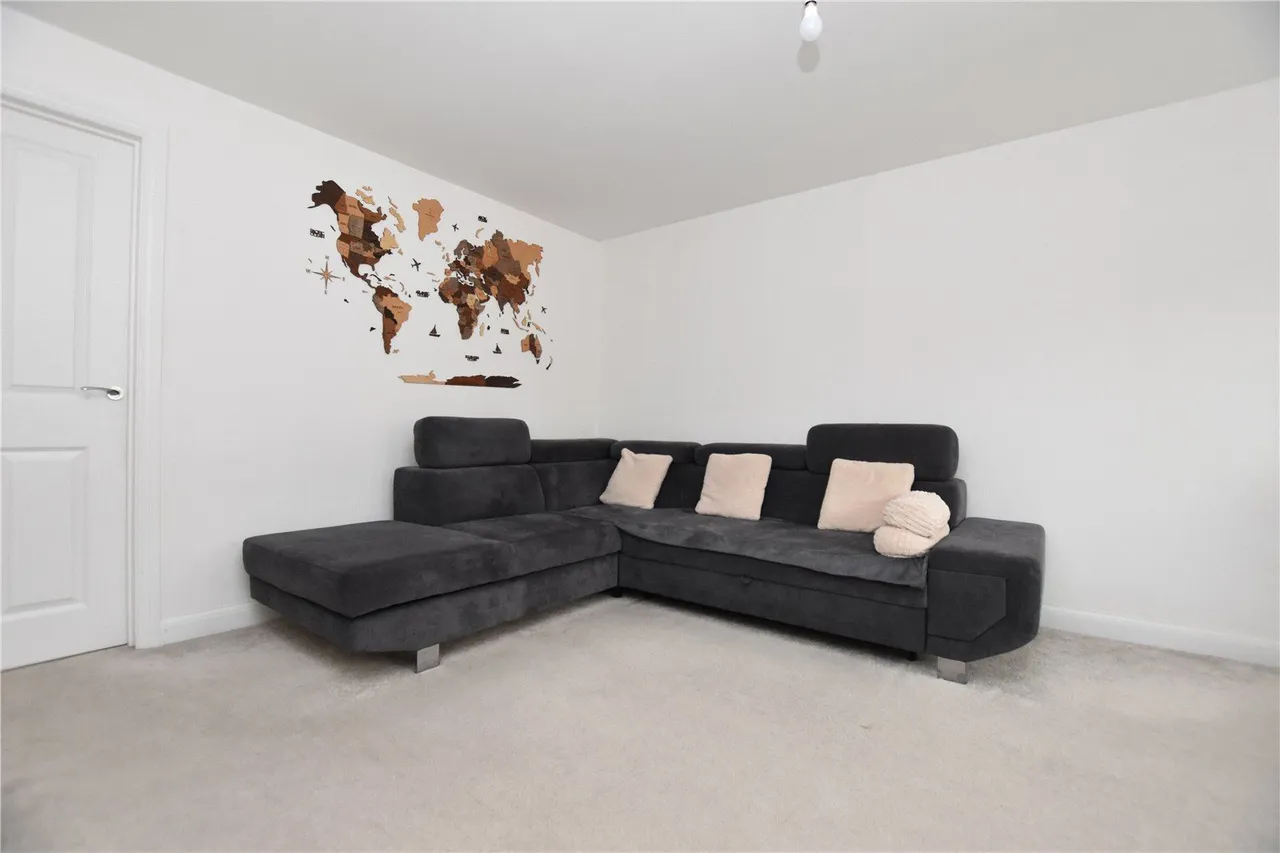 St. Michaels Drive, East Ardsley, WF3, photo 12