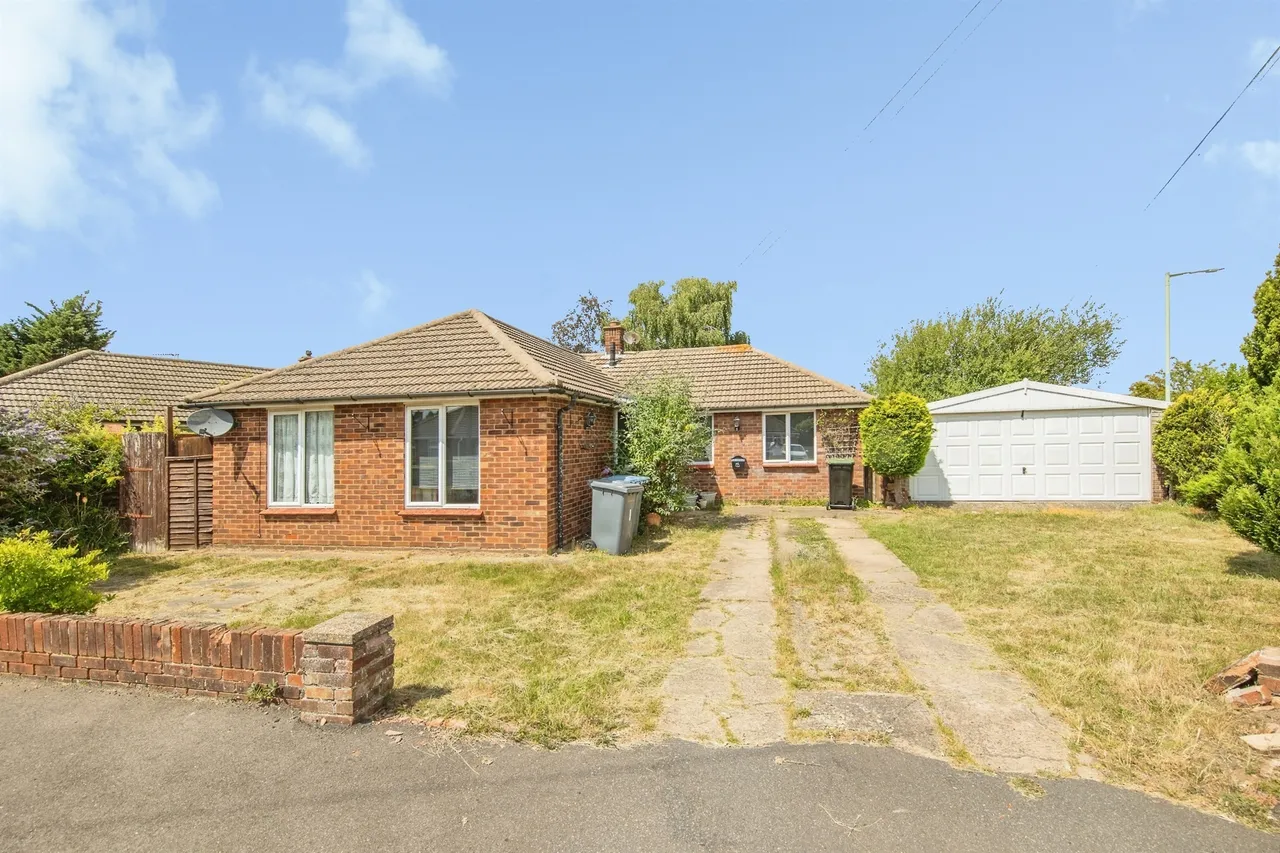 3 bed house for sale — St. Ives Close, Kesgrave, Ipswich