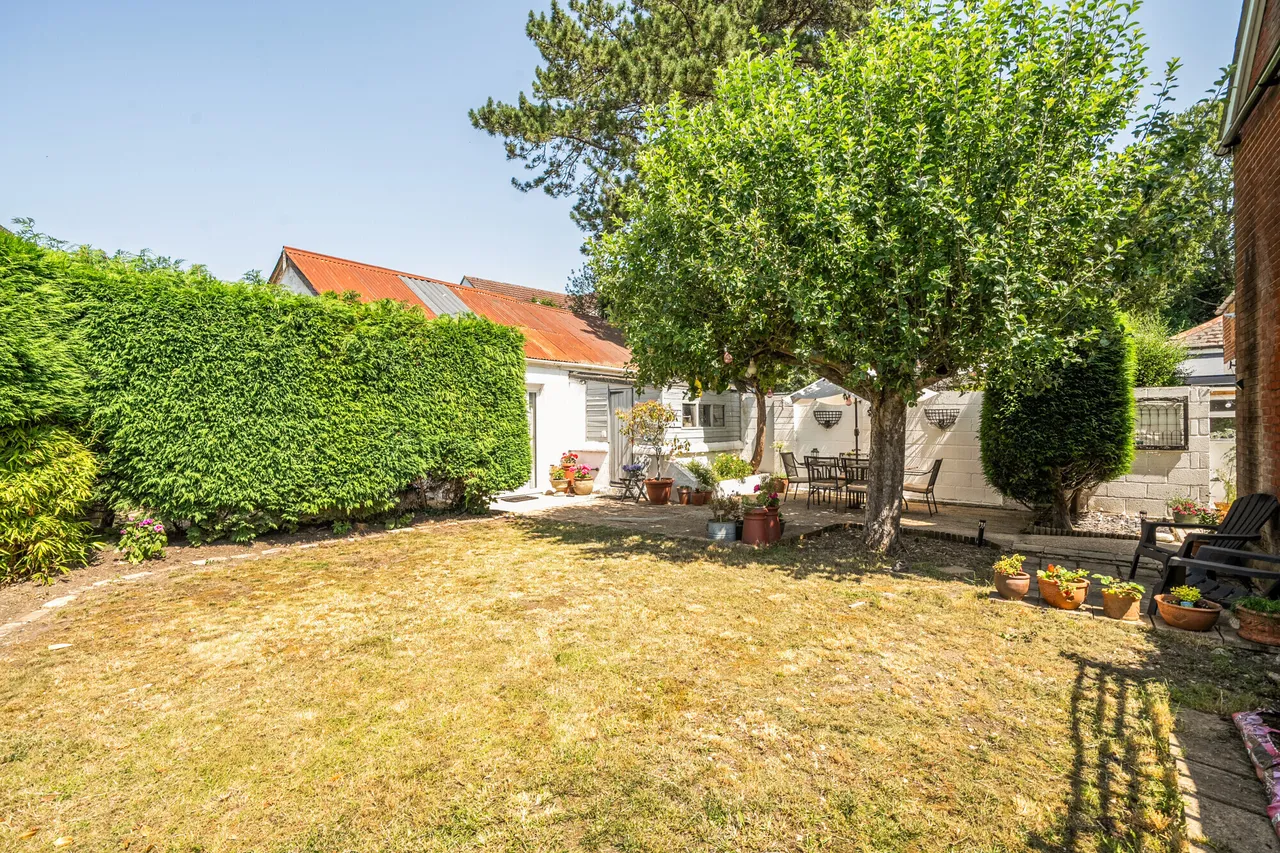 Tollgate Road, Salisbury, SP1, photo 11