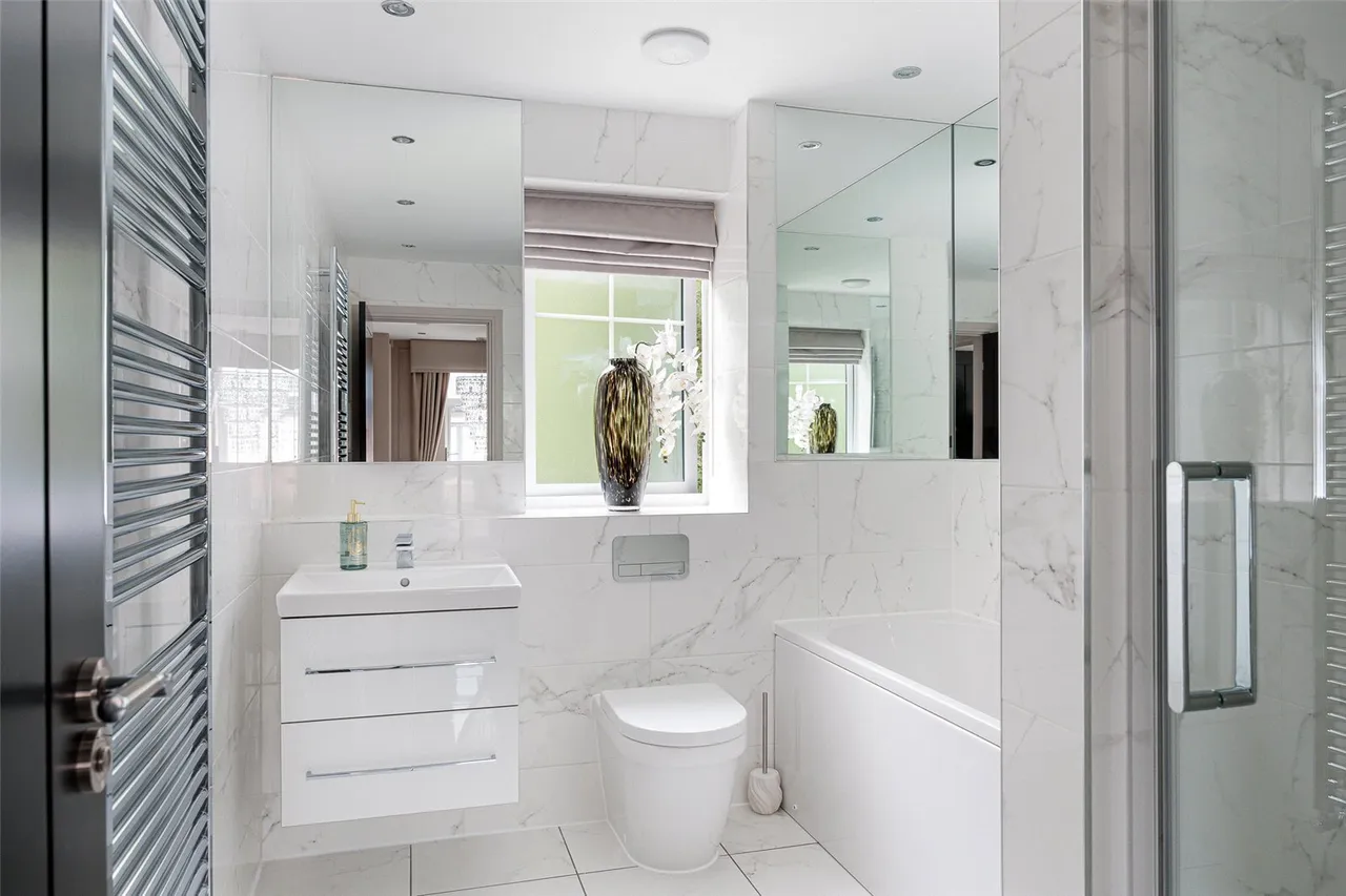 Pitfield Way, Alderley Park, SK10, photo 17