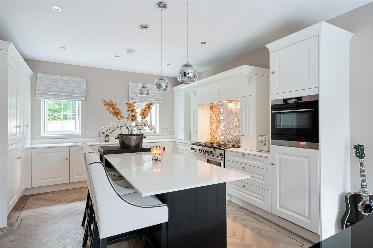 Pitfield Way, Alderley Park, SK10, photo 5